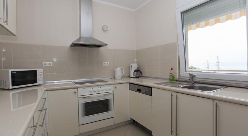 Apartments Damjanovic Makarska Oda fotoğraf