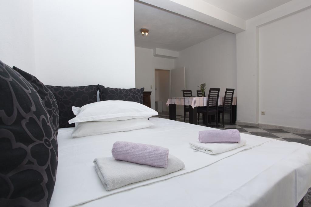 Apartments Damjanovic Makarska Dış mekan fotoğraf