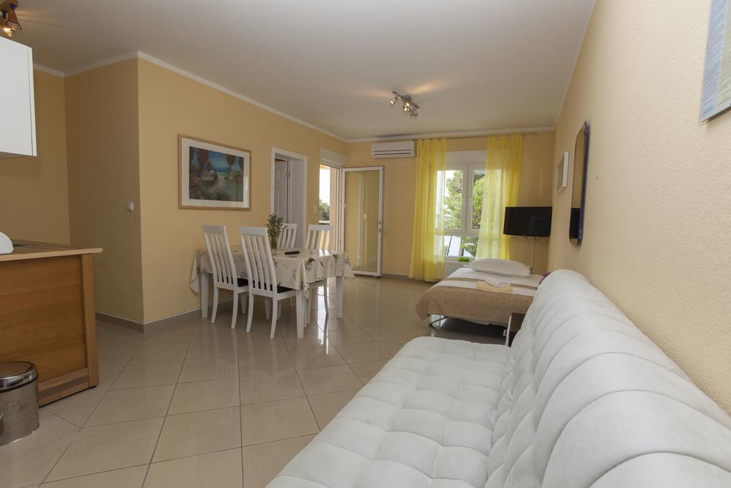 Apartments Damjanovic Makarska Dış mekan fotoğraf